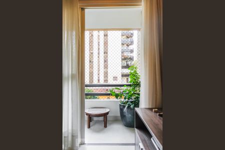 Varanda de apartamento para alugar com 2 quartos, 58m² em Vila Uberabinha, São Paulo