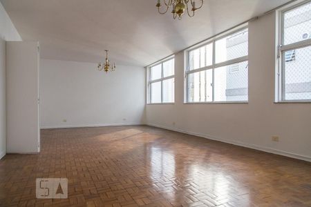 Apartamento à venda com 180m², 3 quartos e 1 vaga Apartamento à venda com 180m², 3 quartos e 1 vagaSala