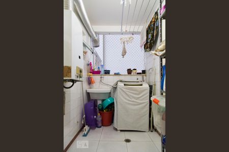 Apartamento à venda com 87m², 2 quartos e 1 vaga Apartamento à venda com 87m², 2 quartos e 1 vagaLavanderia