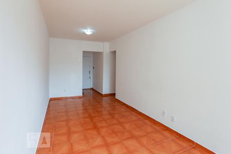 Apartamento à venda com 73m², 1 quarto e sem vagaSala