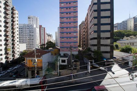 Vista quarto 1 de apartamento para alugar com 2 quartos, 74m² em Jardim Paulista, São Paulo