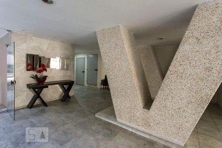 Apartamento para alugar com 80m², 2 quartos e 1 vagaHall de entrada