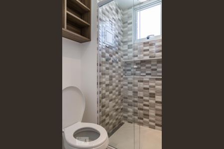 Banheiro de apartamento para alugar com 1 quarto, 35m² em Brooklin Paulista, São Paulo