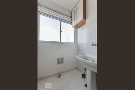 Apartamento à venda com 43m², 2 quartos e 1 vaga Apartamento à venda com 43m², 2 quartos e 1 vagaArea de serviço