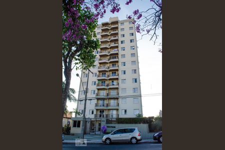 Apartamento para alugar com 65m², 2 quartos e 1 vagaFachada do prédio