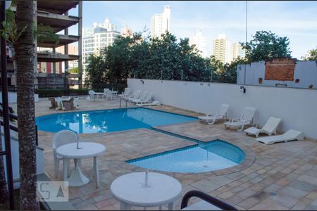 Apartamento à venda com 118m², 3 quartos e 1 vagaDependências do prédio - piscina