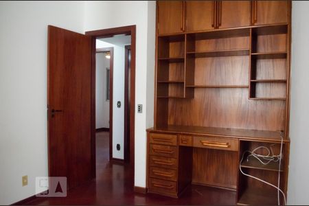 Apartamento à venda com 118m², 3 quartos e 1 vagaQuarto 2