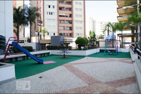 Apartamento à venda com 118m², 3 quartos e 1 vagaDependências do prédio - playground