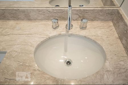 Studio para alugar com 31m², 1 quarto e 1 vaga Studio para alugar com 31m², 1 quarto e 1 vagaDetalhe Banheiro