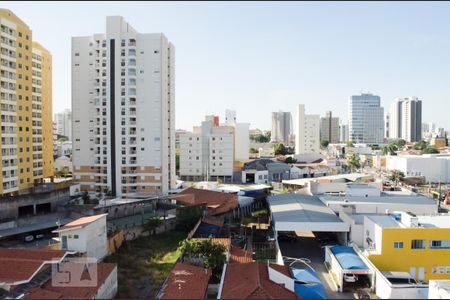 Vista da sacada de apartamento à venda com 3 quartos, 90m² em Vila Rossi, Campinas