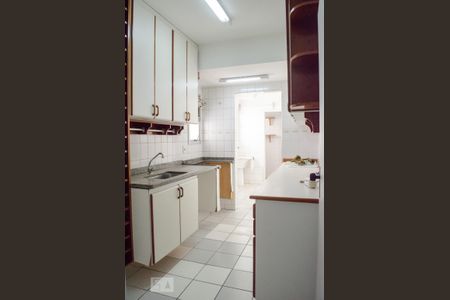 Apartamento à venda com 90m², 3 quartos e 2 vagasCozinha
