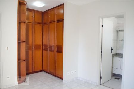 Apartamento à venda com 90m², 3 quartos e 2 vagasSuíte