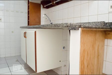 Apartamento à venda com 90m², 3 quartos e 2 vagasCozinha