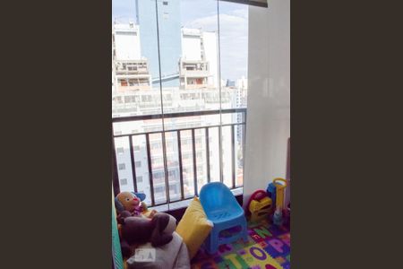 Apartamento à venda com 69m², 2 quartos e 2 vagasVaranda