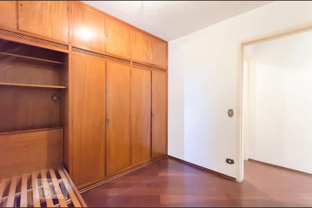 Quarto 02 de apartamento para alugar com 3 quartos, 92m² em Vila Ipojuca, São Paulo