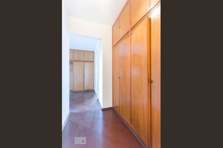 Apartamento para alugar com 92m², 3 quartos e 1 vaga Apartamento para alugar com 92m², 3 quartos e 1 vagaSuite