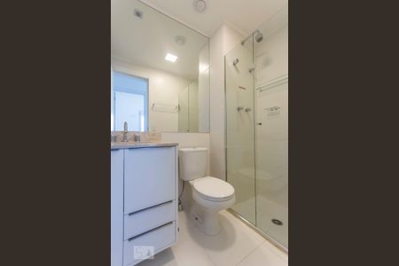 Banheiro de apartamento à venda com 2 quartos, 68m² em Pinheiros, São Paulo