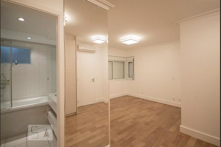 Apartamento para alugar com 184m², 4 quartos e 3 vagasQuarto 02