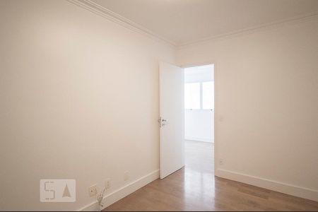 Quarto 01 de apartamento para alugar com 4 quartos, 184m² em Chácara Santo Antônio (zona Sul), São Paulo