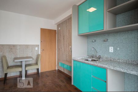 Cozinha de apartamento para alugar com 1 quarto, 32m² em Vila Mariana, São Paulo