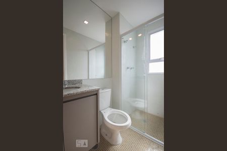 Banheiro de apartamento para alugar com 1 quarto, 32m² em Vila Mariana, São Paulo