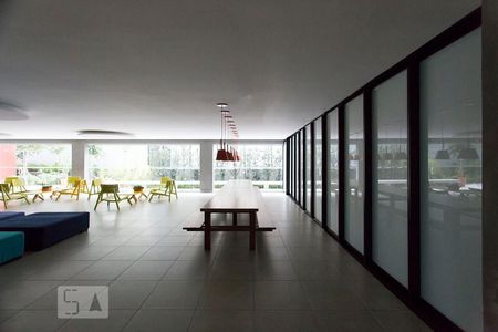 Studio à venda com 35m², 1 quarto e 1 vagaSalão de festas