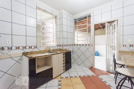 Apartamento para alugar com 93m², 2 quartos e sem vagaCozinha