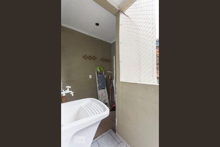 Apartamento para alugar com 93m², 2 quartos e sem vagaArea de serviço