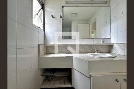 Apartamento à venda com 110m², 3 quartos e 1 vagaBanheiro Suíte
