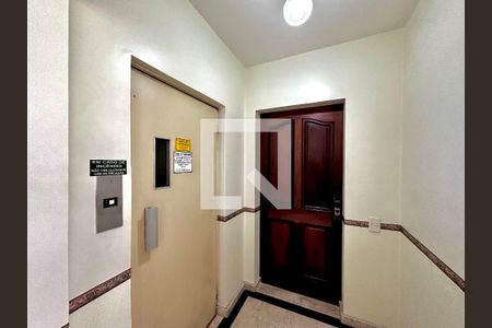 Apartamento à venda com 110m², 3 quartos e 1 vagaHall Social Apartamento