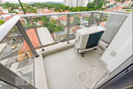 Studio para alugar com 30m², 1 quarto e 1 vaga Studio para alugar com 30m², 1 quarto e 1 vagaVaranda