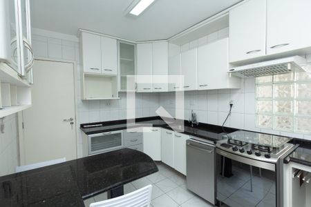 Apartamento à venda com 96m², 3 quartos e 1 vaga Apartamento à venda com 96m², 3 quartos e 1 vagaCozinha