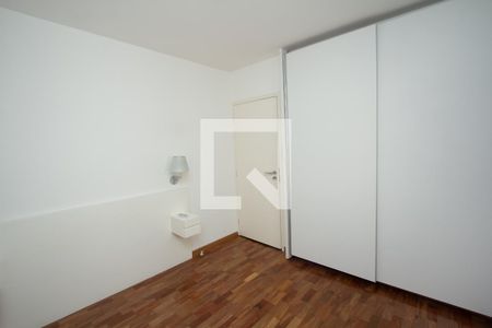 Apartamento à venda com 96m², 3 quartos e 1 vaga Apartamento à venda com 96m², 3 quartos e 1 vagaSuíte
