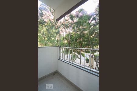 Sacada de apartamento para alugar com 2 quartos, 75m² em Vila Nova Conceição, São Paulo