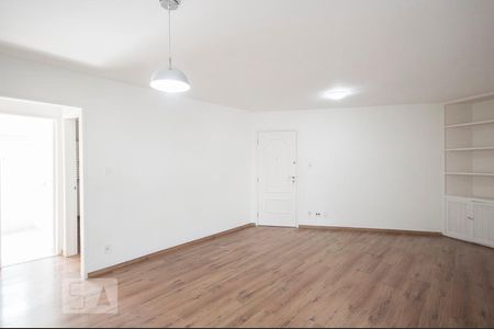 Sala de apartamento para alugar com 2 quartos, 75m² em Vila Nova Conceição, São Paulo