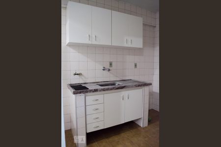 Cozinha de apartamento à venda com 1 quarto, 50m² em Centro, Campinas
