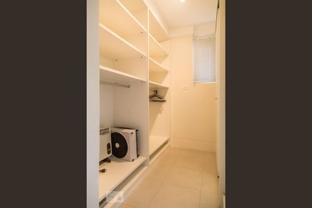 Apartamento à venda com 75m², 2 quartos e 1 vagaCloset