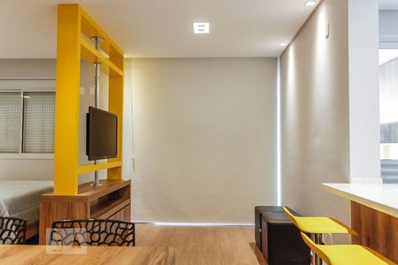 Sala de kitnet/studio para alugar com 1 quarto, 50m² em Vila Gomes Cardim, São Paulo