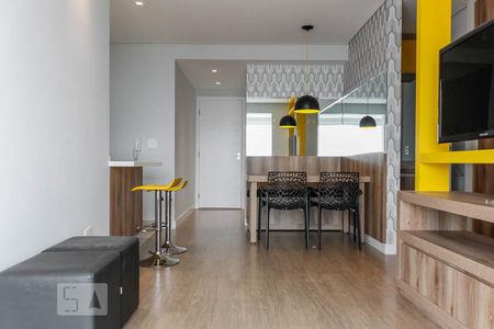 Sala de kitnet/studio para alugar com 1 quarto, 50m² em Vila Gomes Cardim, São Paulo