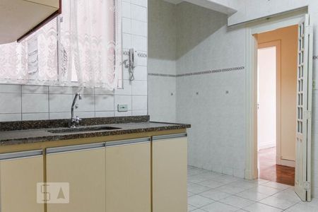 Apartamento à venda com 100m², 2 quartos e sem vaga Apartamento à venda com 100m², 2 quartos e sem vagaCozinha