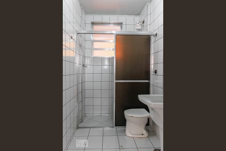 Banheiro de apartamento para alugar com 1 quarto, 34m² em Santa Cecília, São Paulo