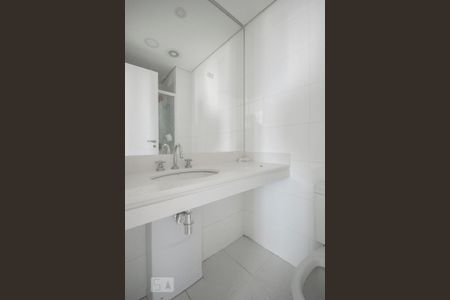 Apartamento à venda com 63m², 2 quartos e 2 vagas Apartamento à venda com 63m², 2 quartos e 2 vagasBanheiro