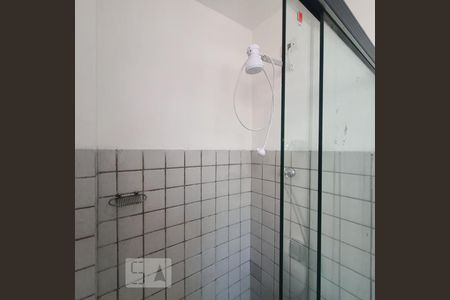 Banheiro de apartamento para alugar com 1 quarto, 40m² em Bela Vista, São Paulo