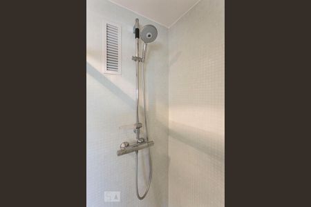 Apartamento para alugar com 70m², 1 quarto e 1 vaga Apartamento para alugar com 70m², 1 quarto e 1 vagaBanheiro