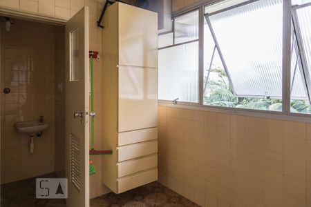 Apartamento à venda com 65m², 3 quartos e 1 vaga Apartamento à venda com 65m², 3 quartos e 1 vagaÁrea de serviço