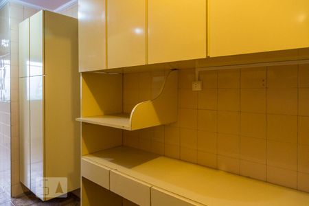 Apartamento à venda com 65m², 3 quartos e 1 vaga Apartamento à venda com 65m², 3 quartos e 1 vagaArmários da Cozinha