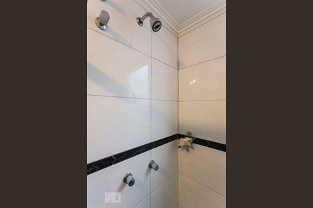 Apartamento à venda com 190m², 4 quartos e 2 vagasBanheiro da suíte