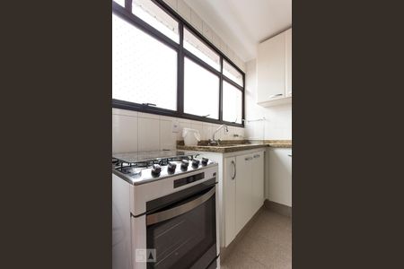 Apartamento para alugar com 110m², 3 quartos e 3 vagasCozinha