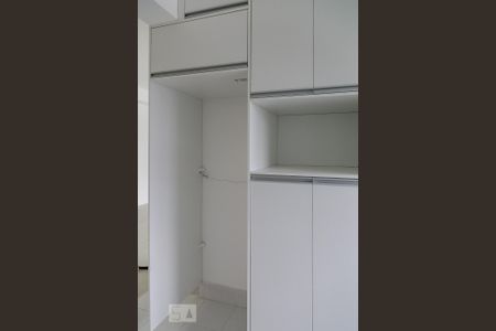 Apartamento à venda com 85m², 2 quartos e 2 vagas Apartamento à venda com 85m², 2 quartos e 2 vagasCozinha
