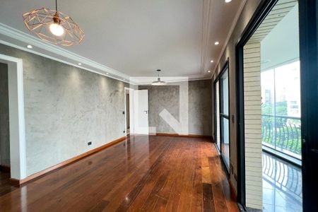 Sala de apartamento para alugar com 4 quartos, 150m² em Vila Nova Conceição, São Paulo